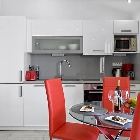 Penthouse Filka Mimice