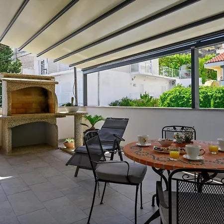 Apartment Penthouse Filka *