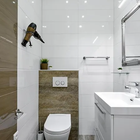 Penthouse Filka Mimice