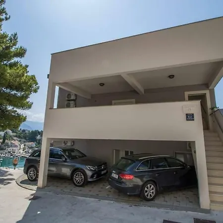Penthouse Filka Apartment Mimice