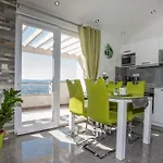 Penthouse Filka Apartman *