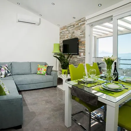 아파트 Penthouse Filka 미미체