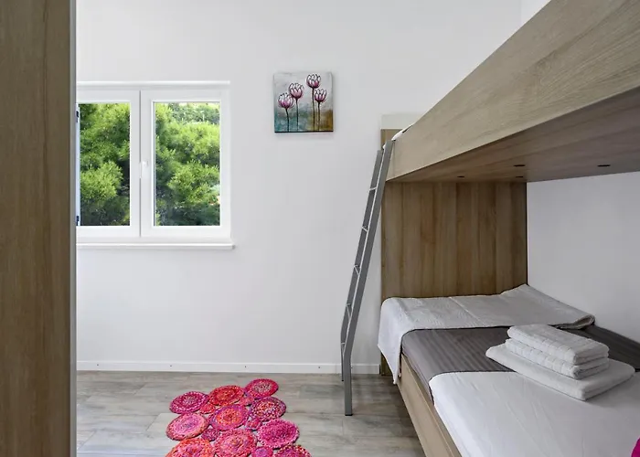 Penthouse Filka דירה