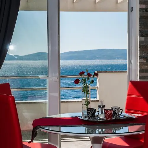 דירה Penthouse Filka מימיצה